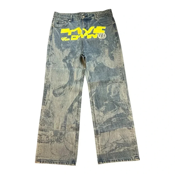 🆕CEEC Men’s Blue Laser Graphic Jeans. Size 36” NWT - Picture 1 of 13